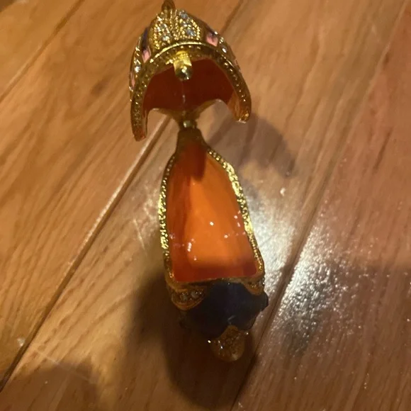 NWT Elegant Gold and Blue Fish jewelry box - Picture 3 of 4